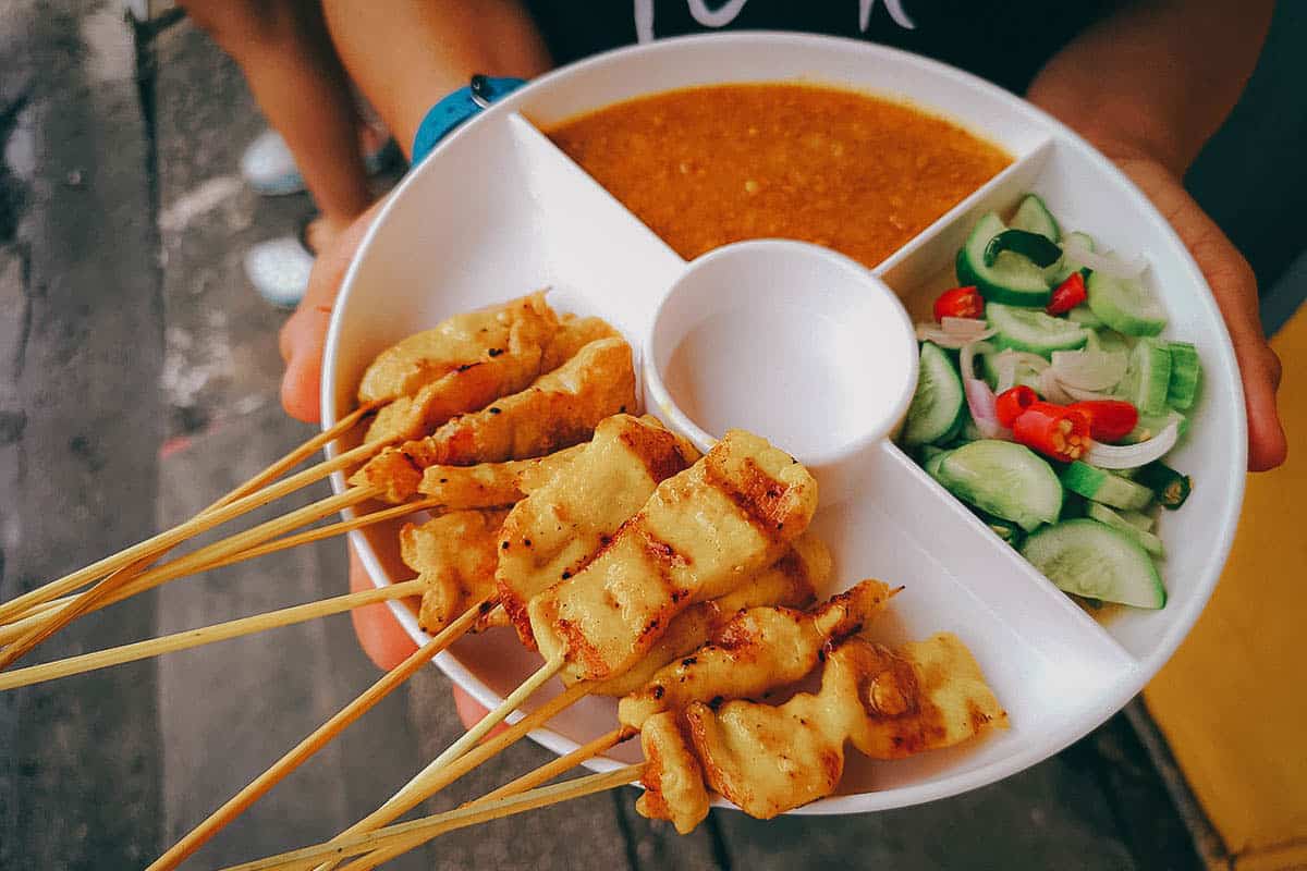 Phuket Food Tour: Experience Phuket Old Town Like a Local With A Chef’s Tour