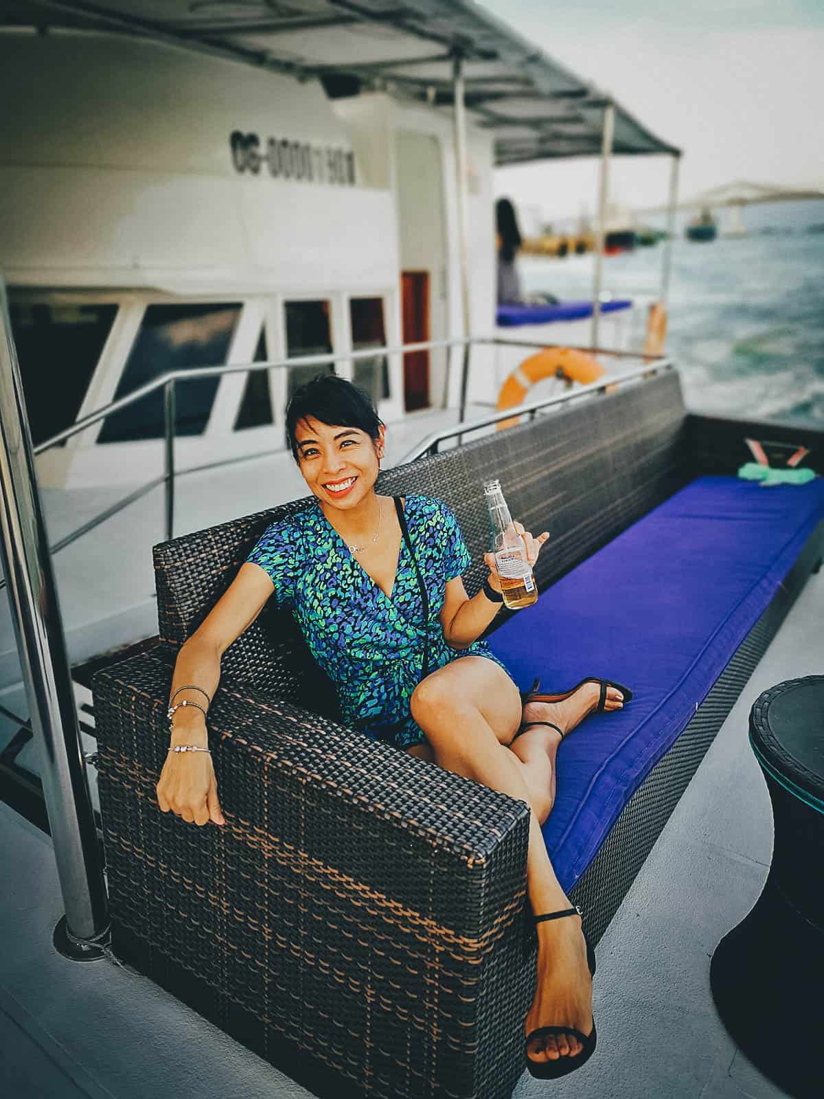 Luxury Sunset Cruise with Dinner and Unlimited Drinks, Cebu, Philippines