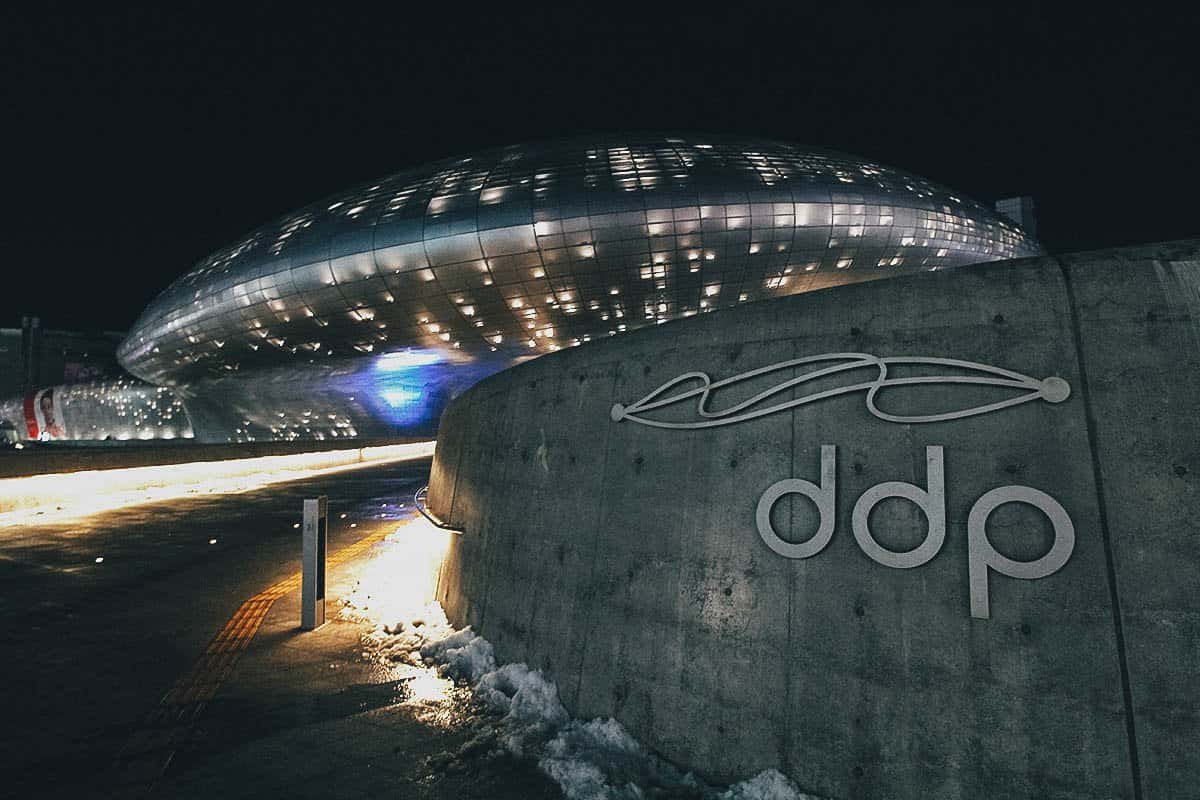 Dongdaemun Design Plaza, Seoul, South Korea