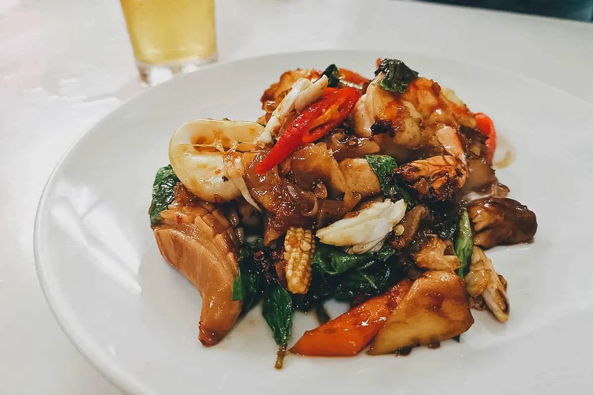 Pad kee mao, a stir-fried noodle dish