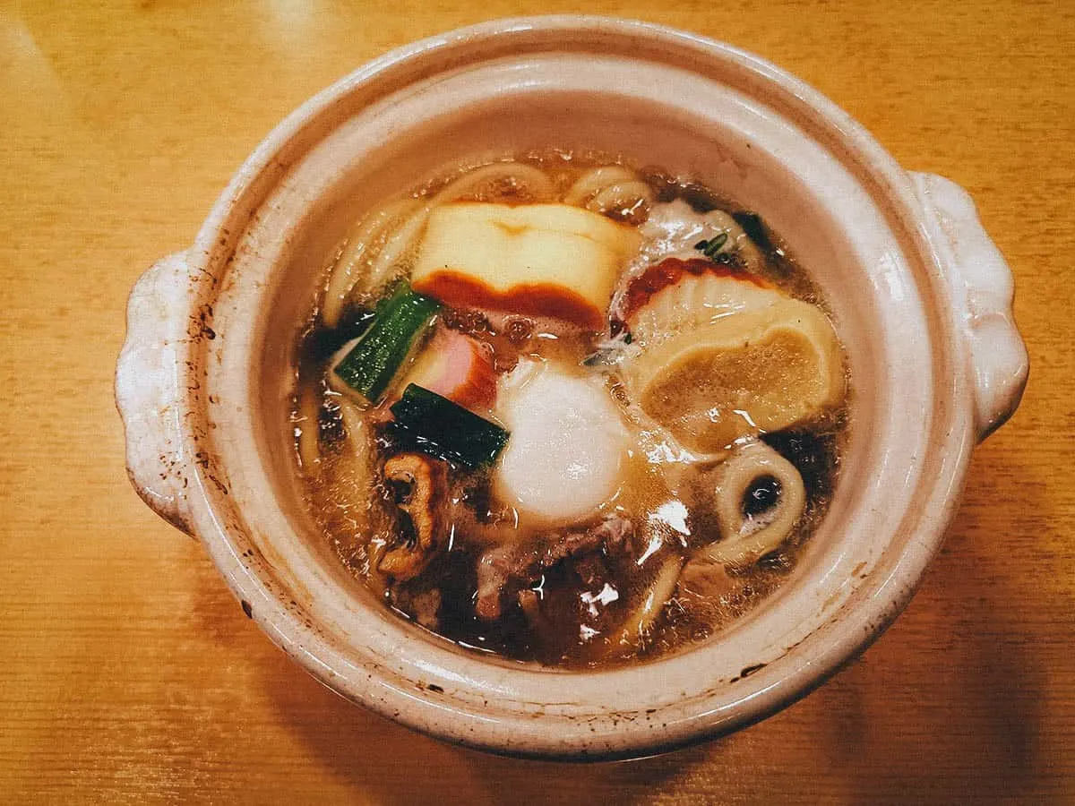 Nabeyaki udon at Dotombori Imai Honten restaurant in Osaka