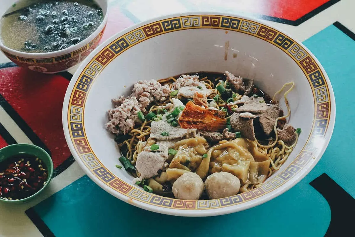 Hill Street Tai Hwa Pork Noodle, Singapore