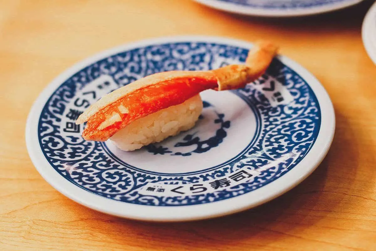 Osaka Food Guide: 25 Must-Eat Restaurants in Osaka, Japan Kani sushi at Kura restaurant in Osaka