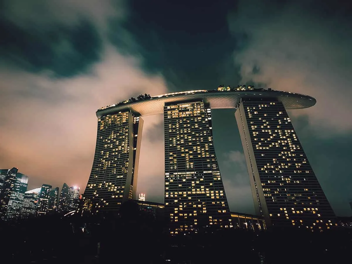Marina Bay Sands, Singapore Evening view of Marina Bay Sands, Singapore