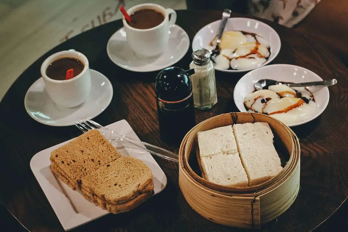 Kaya toast set with soft-boiled eggs, a popular breakfast item in Singapore