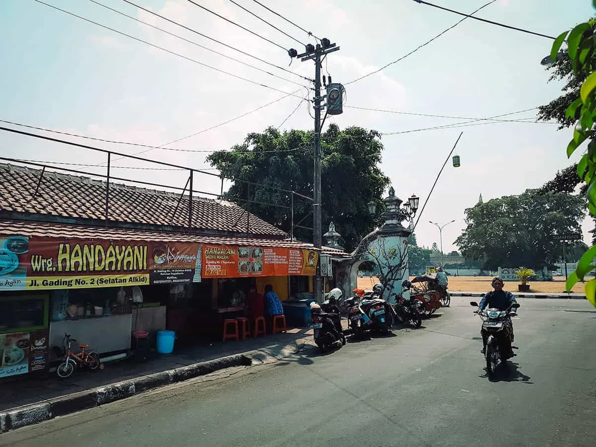 Warung Brongkos Handayani, Yogyakarta, Indonesia