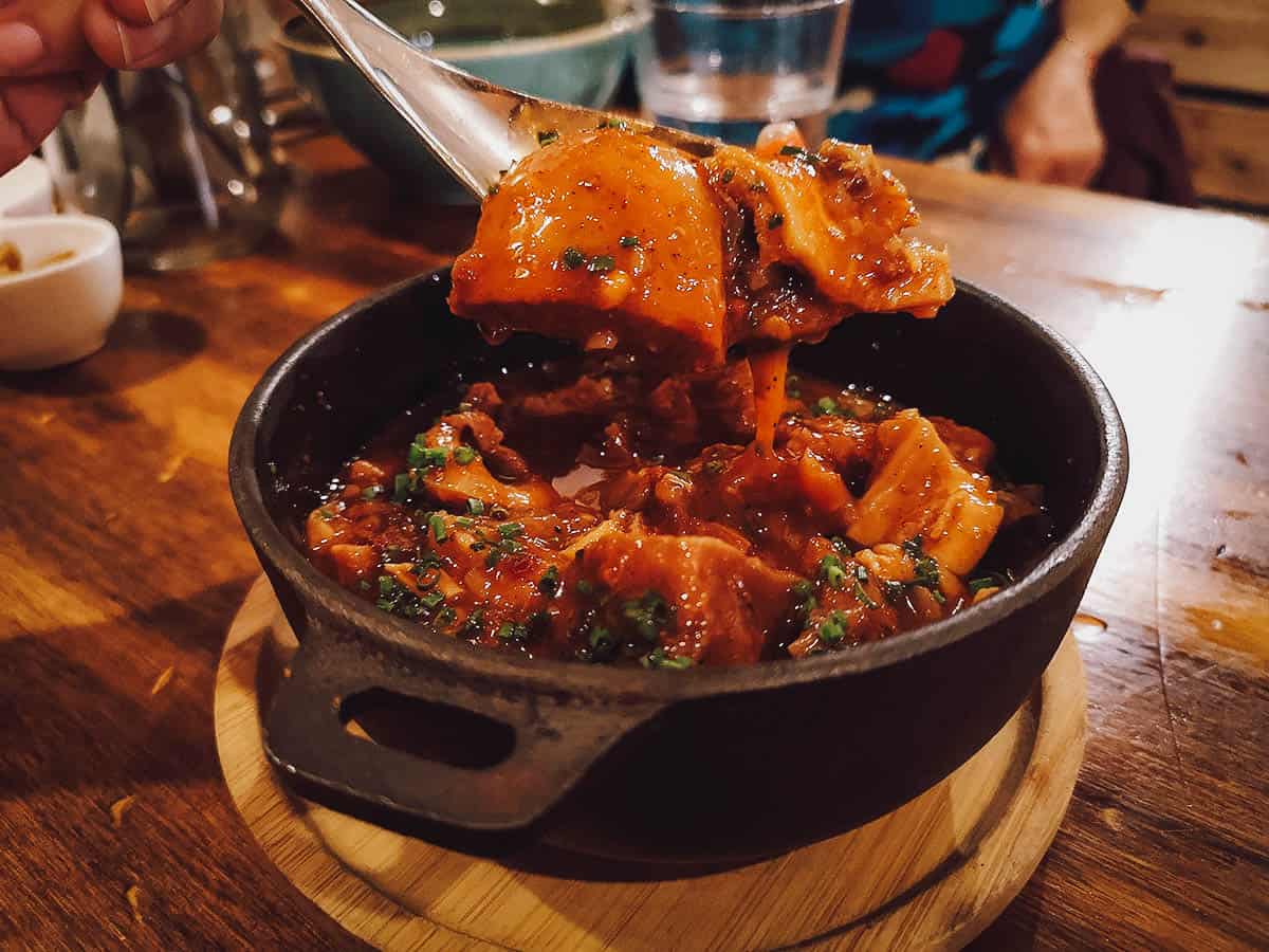 Madrid Travel Guide in Photos: Bowl of callos at La Tasqueria de Javi Estevez in Madrid, Spain