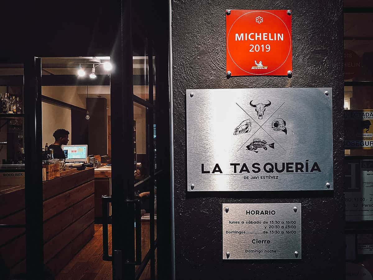 Michelin sign outside La Tasqueria de Javi Estevez