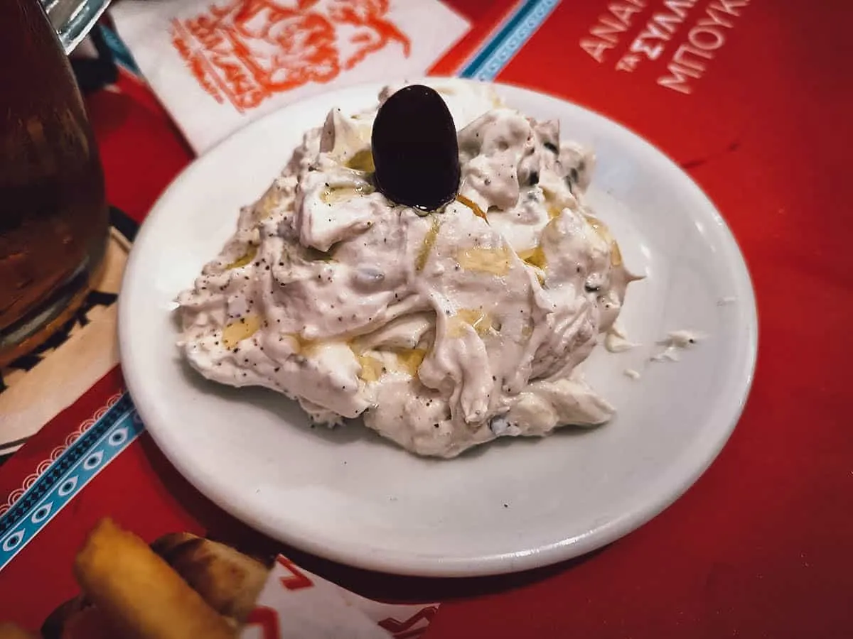 Santorini Food Guide: 9 Must-Eat Restaurants in Santorini, Greece Greek food in Santorini