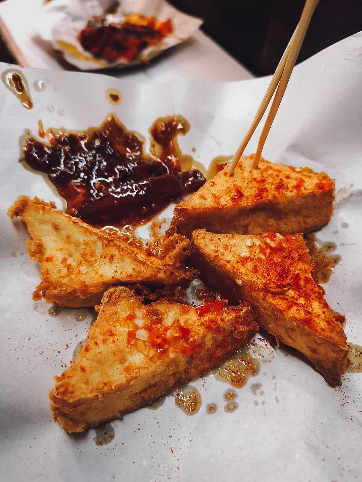 Old Kowloon Eats: Private Hong Kong Food Tour
