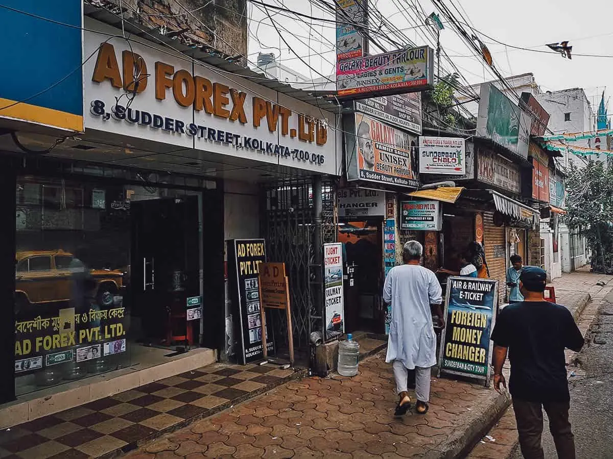 Currency Exchange in Kolkata, India