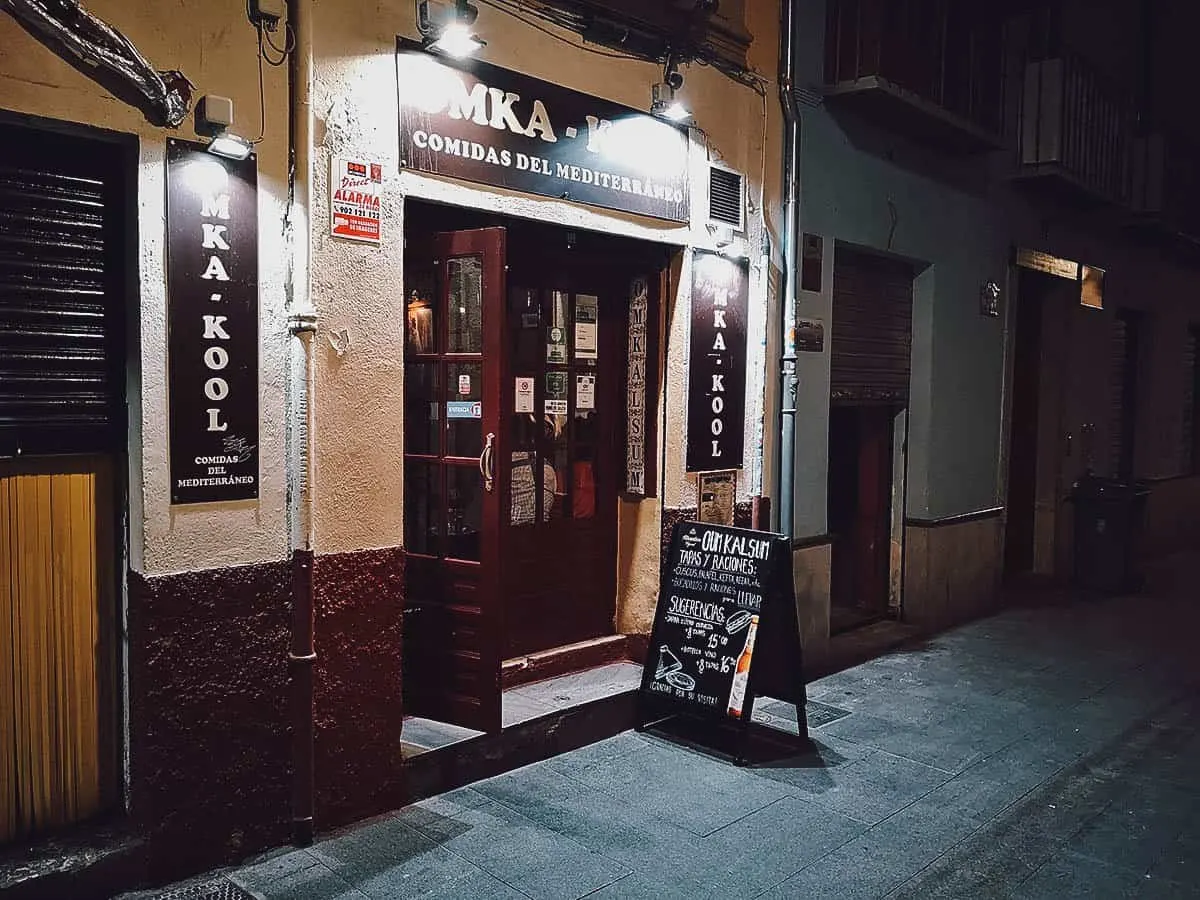 Tapas at Oum Kalsum in Granada, Spain