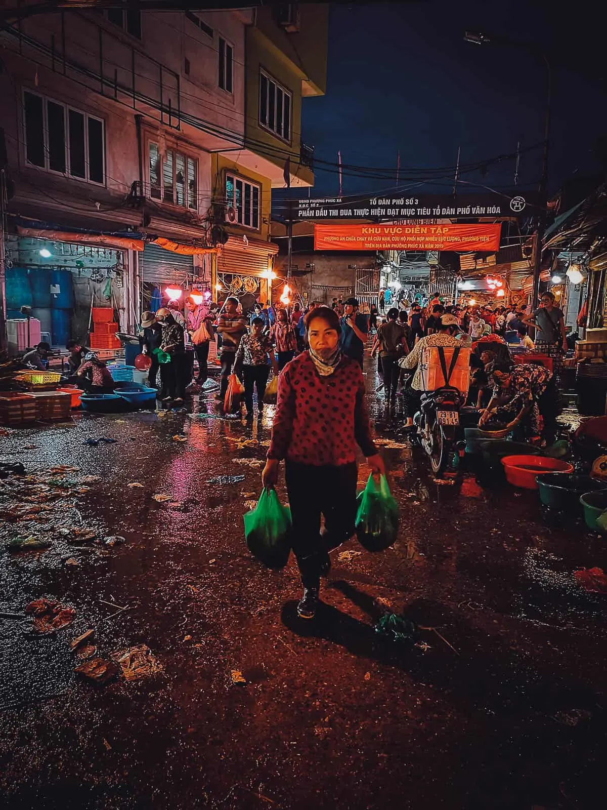 Hanoi Food Tour: Explore Hanoi’s Best Markets with A Chef’s Tour