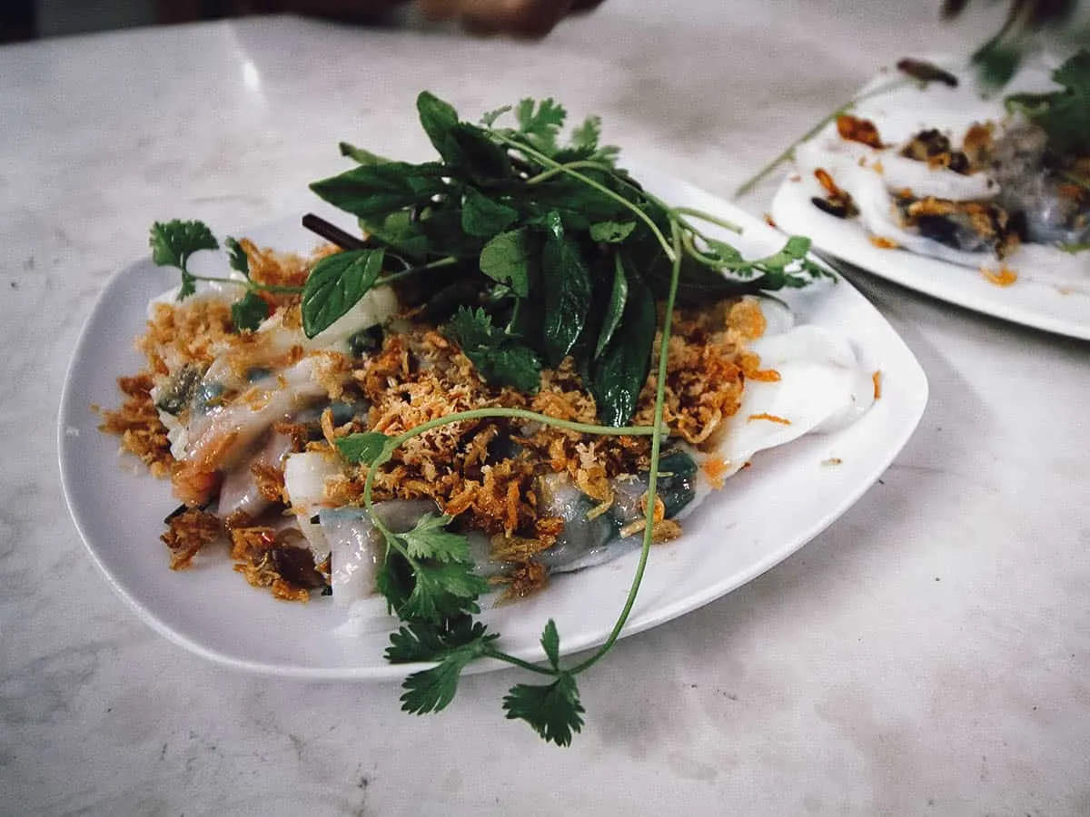 Banh cuon at Bánh Cuốn Gia Truyền Thanh Vân restaurant in Hanoi