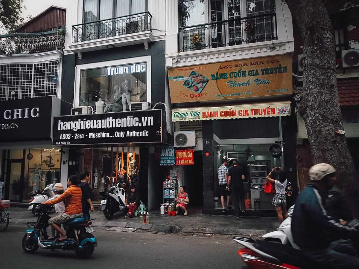 Bánh Cuốn Gia Truyền Thanh Vân restaurant in Hanoi