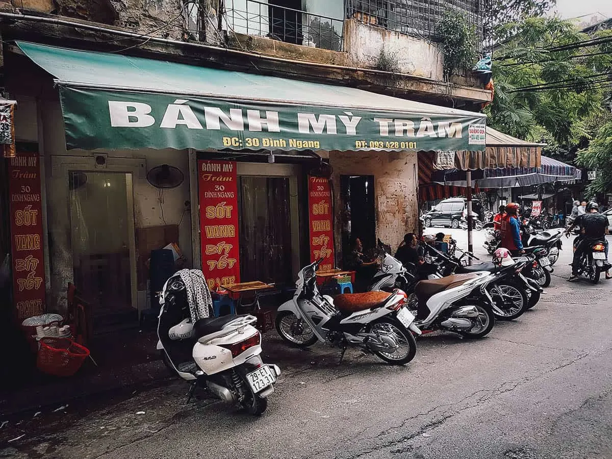 Bánh Mỳ Trâm shop in Hanoi