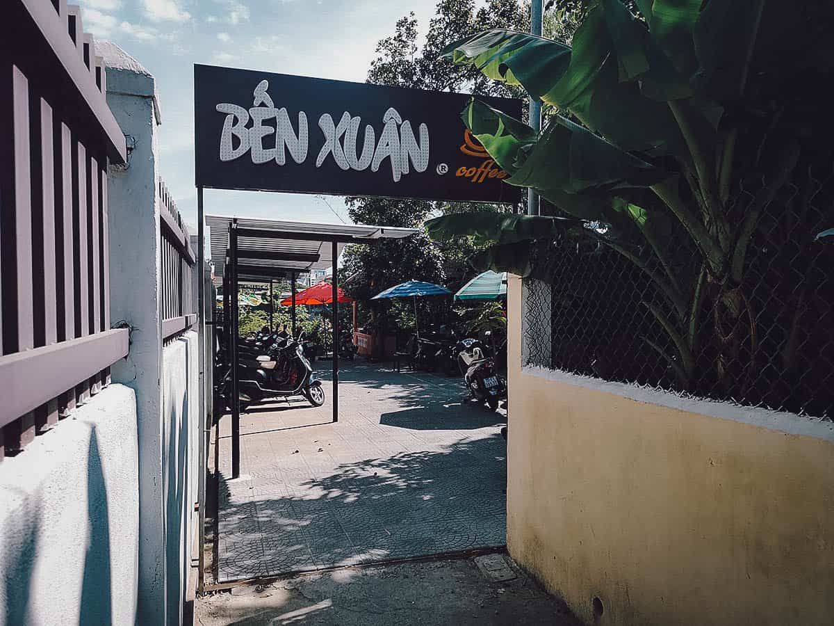 Driveway into Cafe Ben Xuan in Hue, Vietnam