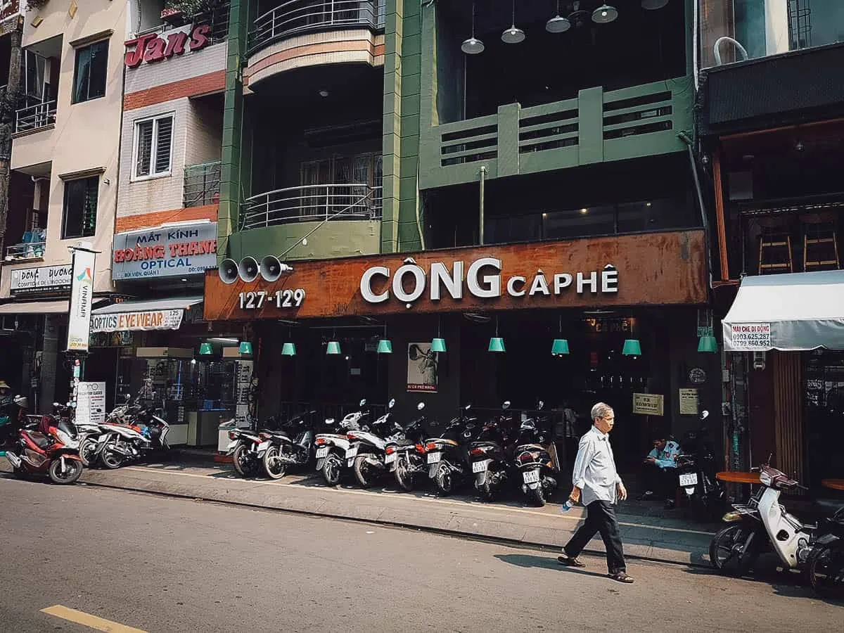 Cong Ca Phe exterior