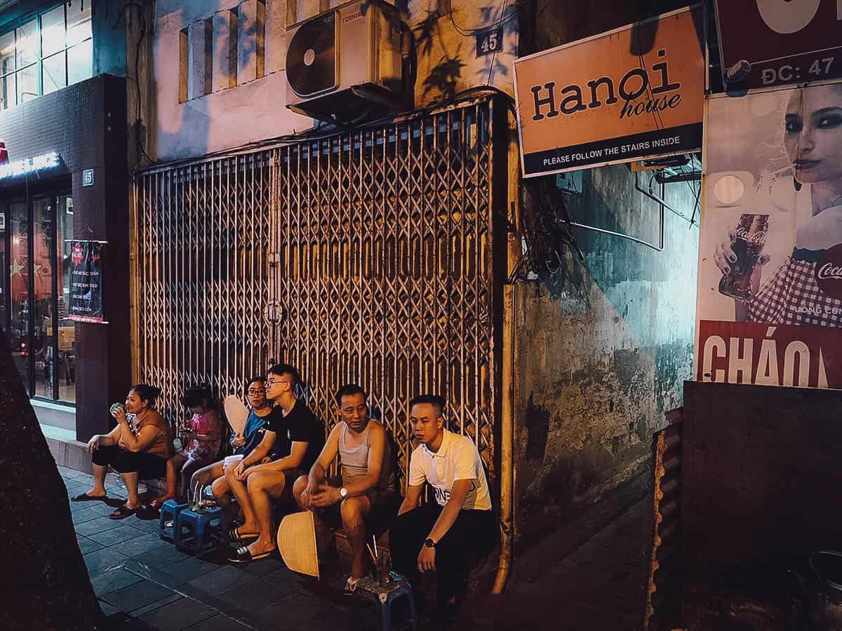 Alleyway into Hanoi House