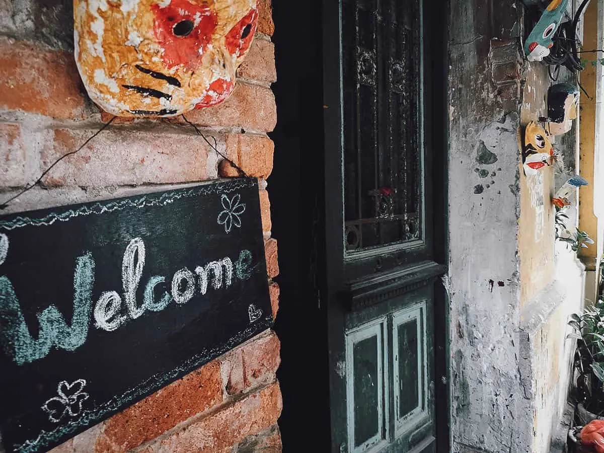 Hanoi Coffee Guide: 13 Instagrammable Cafes to Visit in Hanoi, Vietnam Loading T Cafe entrance