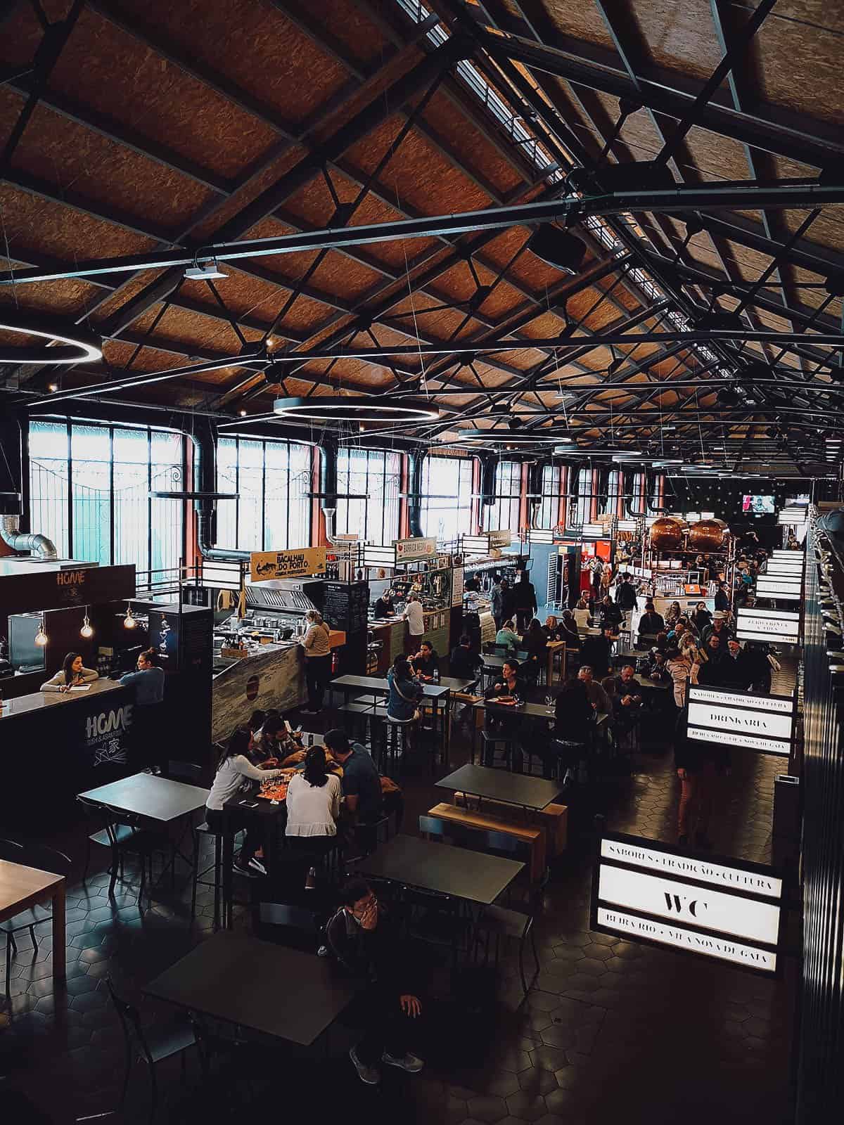 Interior of Mercado Beira-Rio