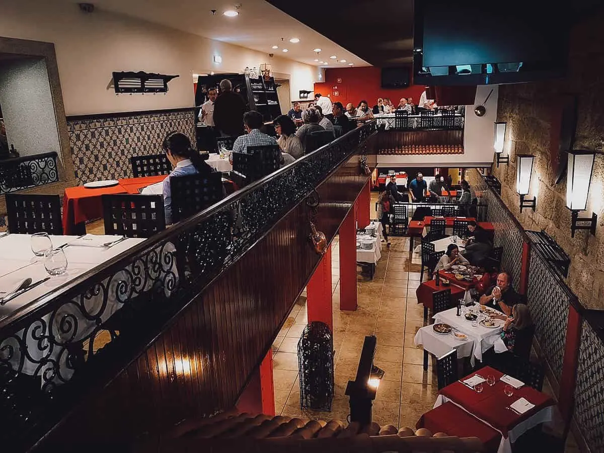 Porto Food Guide: 15 Must-Eat Restaurants in Porto, Portugal Interior of Restaurante Abadia do Porto