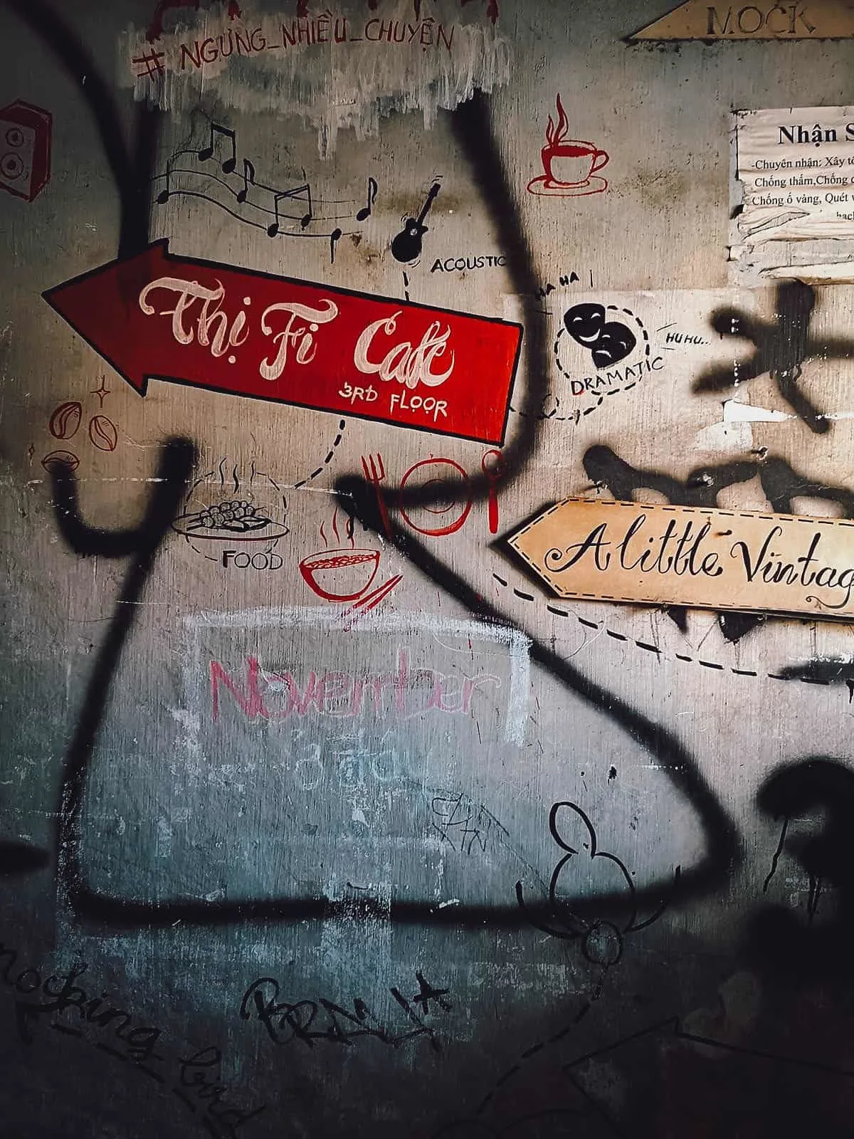 Instagrammable Cafes in Saigon, Vietnam Graffiti on the wall