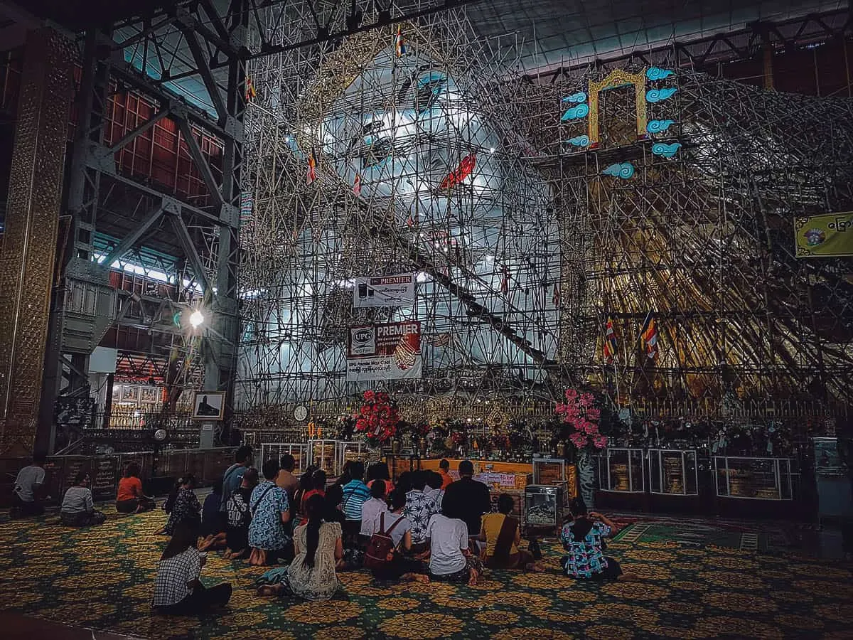 Chaukhtatgyi Paya, Yangon, Myanmar