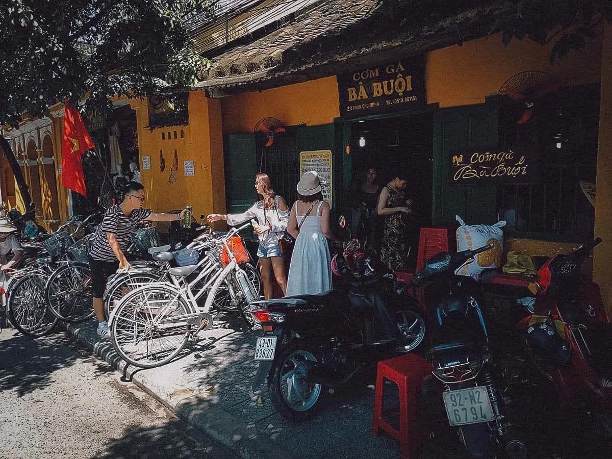 Com Ga Ba Buoi restaurant exterior in Hoi An