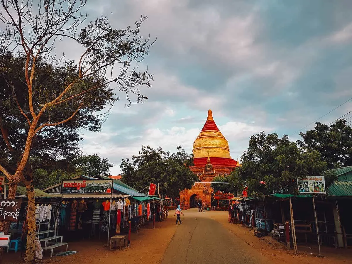 Dhammayazika Pagoda, Bagan, Myanmar