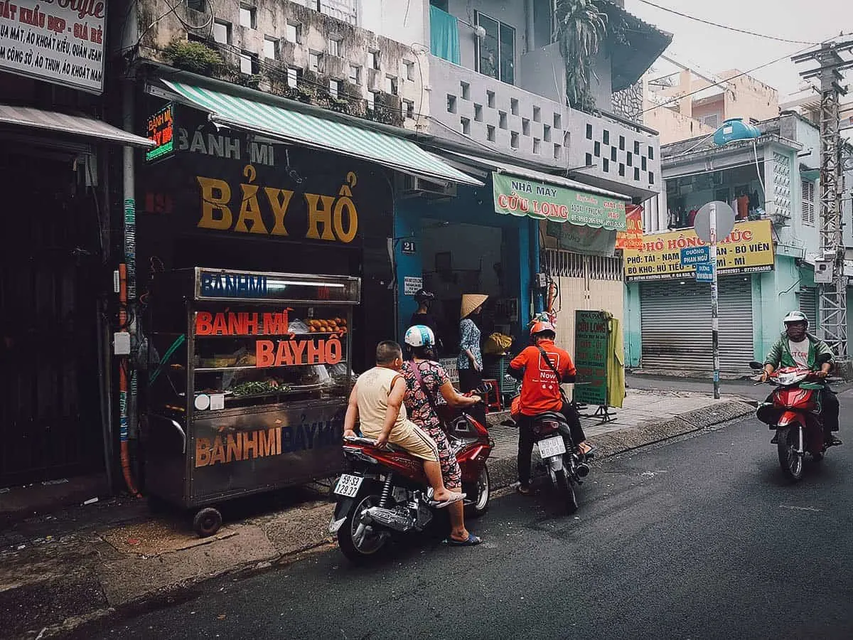 Banh Mi Bay Ho street food stall in Saigon