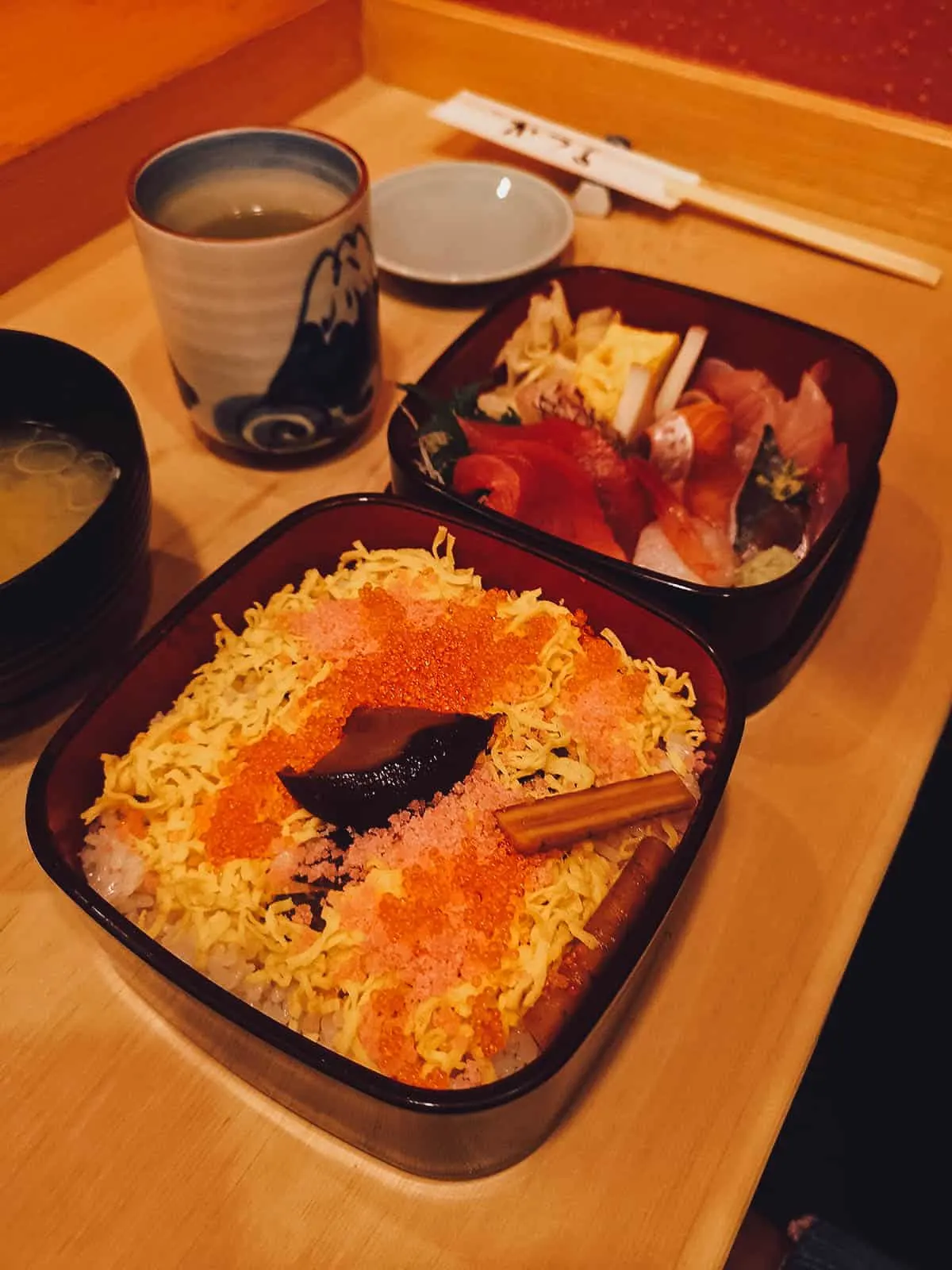 Where to Eat in Tokyo, Japan Chirashi set at Sushi Katsura in Tokyo, Japan
