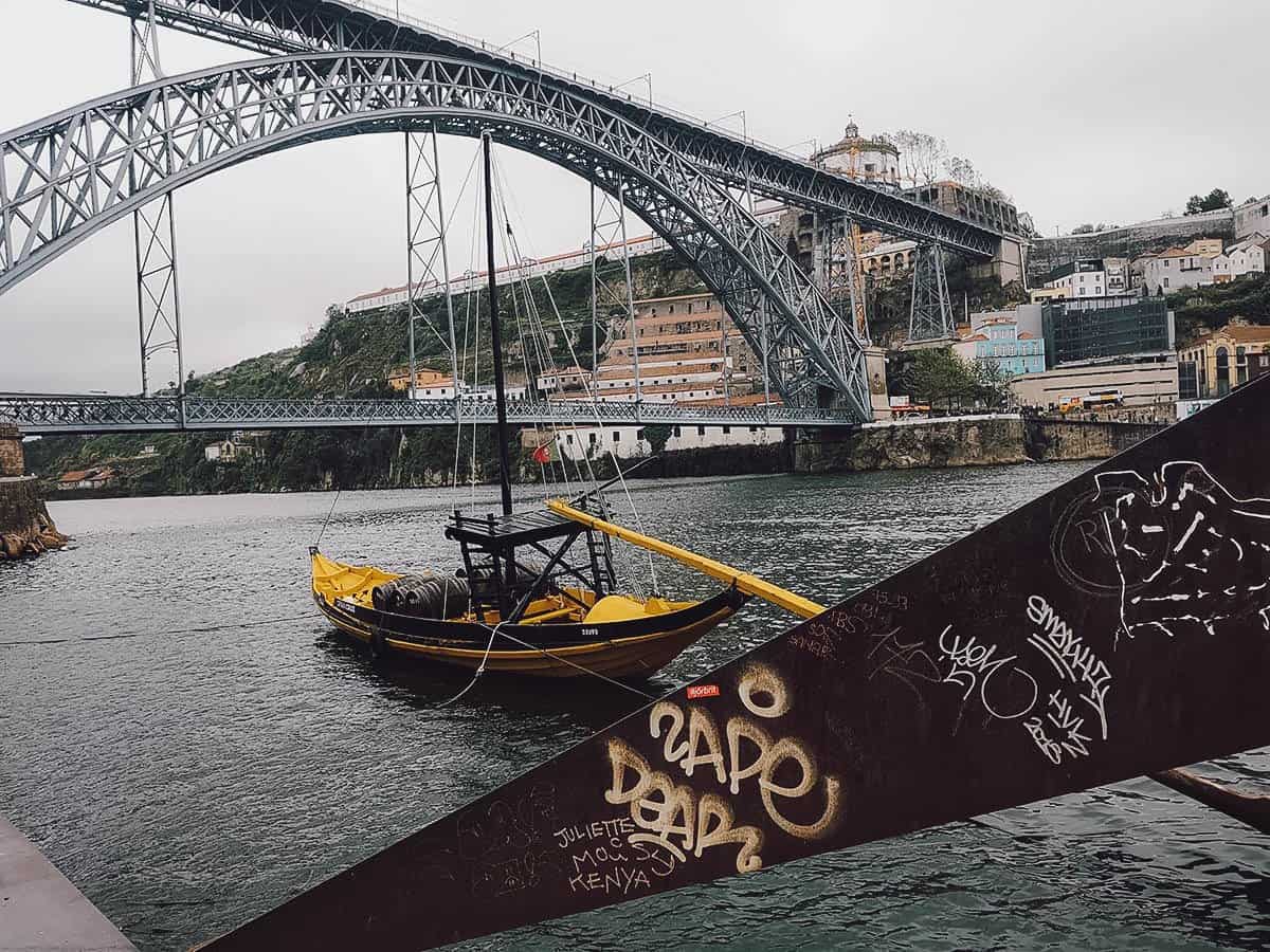 Dom Luis I Bridge in Porto, Portugal