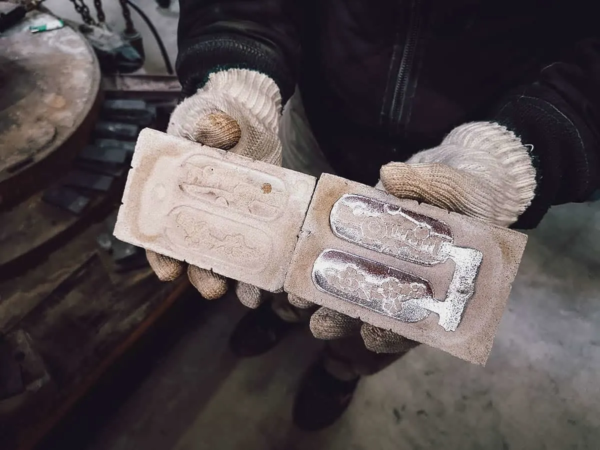 Takayama Hokuriku Pass: Explore Japan's Chubu Region with JR Central Tin casting in Takaoka