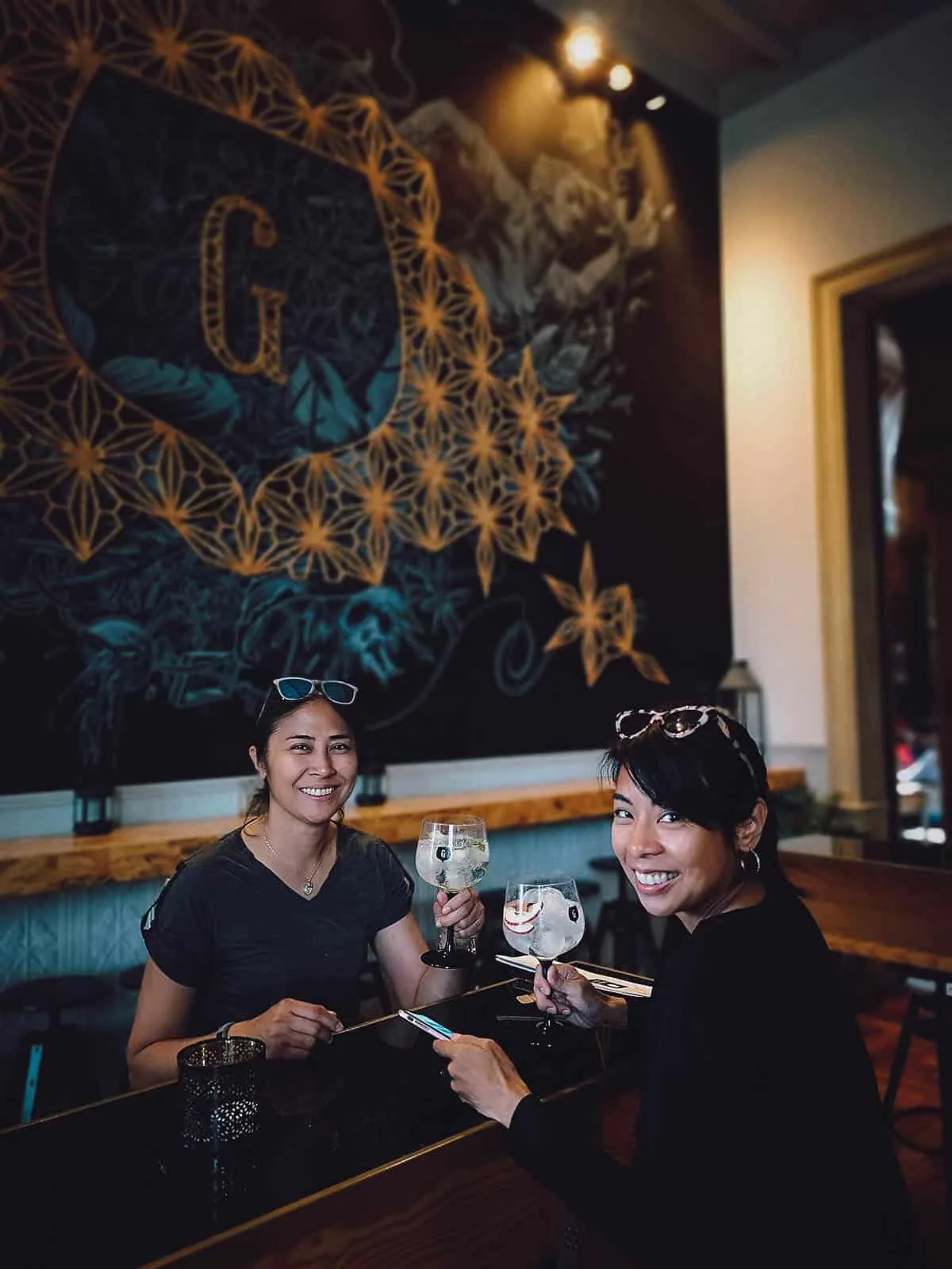 Lisbon Food Guide: 12 Must-Try Restaurants Gin Lovers Bar & Restaurant in Lisbon, Portugal