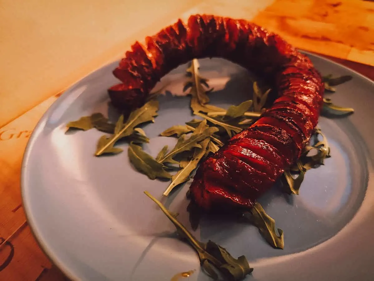Lisbon Food Guide: 12 Must-Try Restaurants Leve Leve Tapas Bar in Lisbon, Portugal