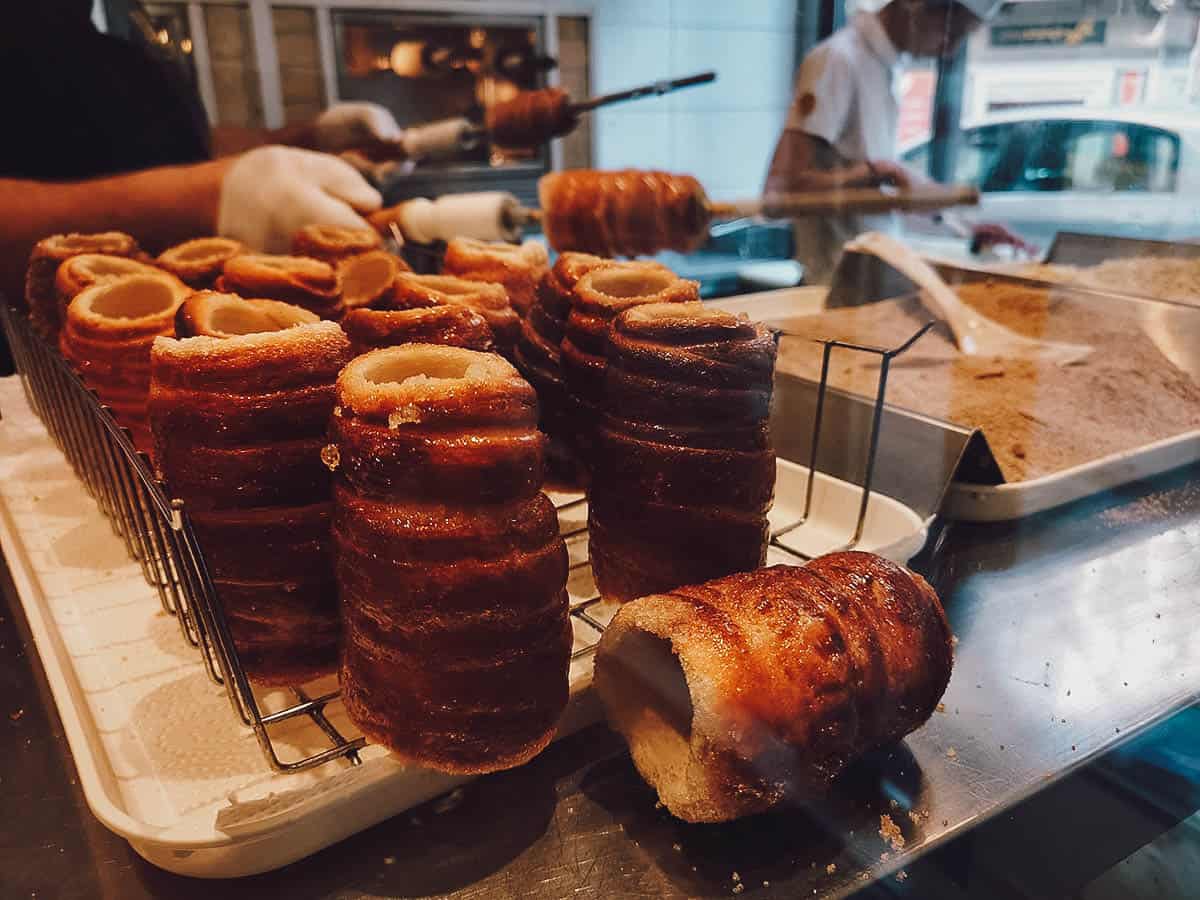 Hungarian kurtos kalacs or chimney cake