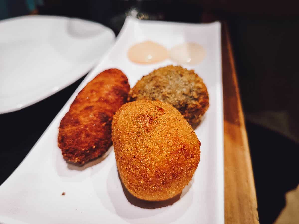 Tapa Bucho in Lisbon, Portugal