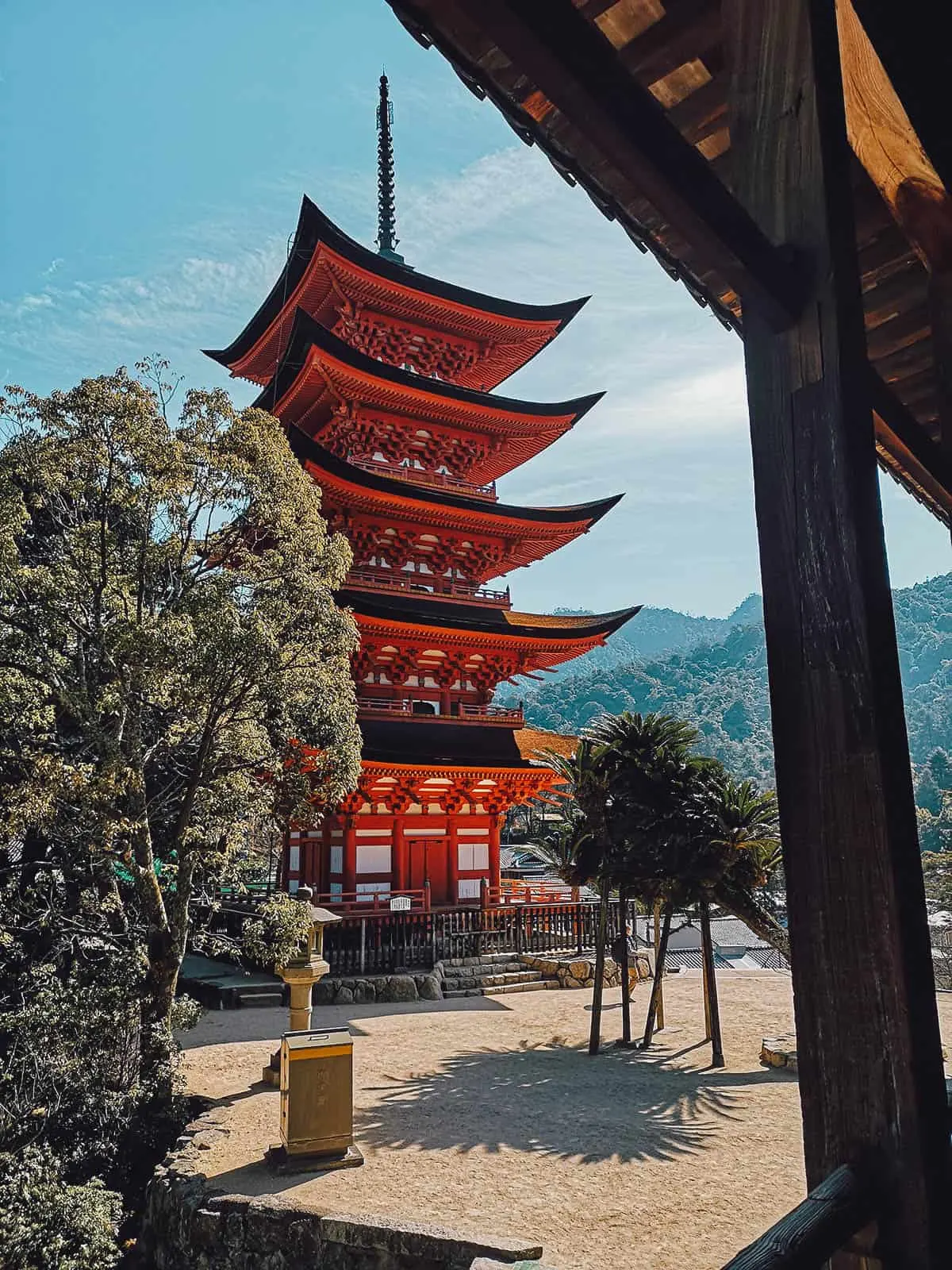 Toyokuni Shrine, Miyajima, Hiroshima, Japan Five-storied pagoda at Toyokuni Shrine