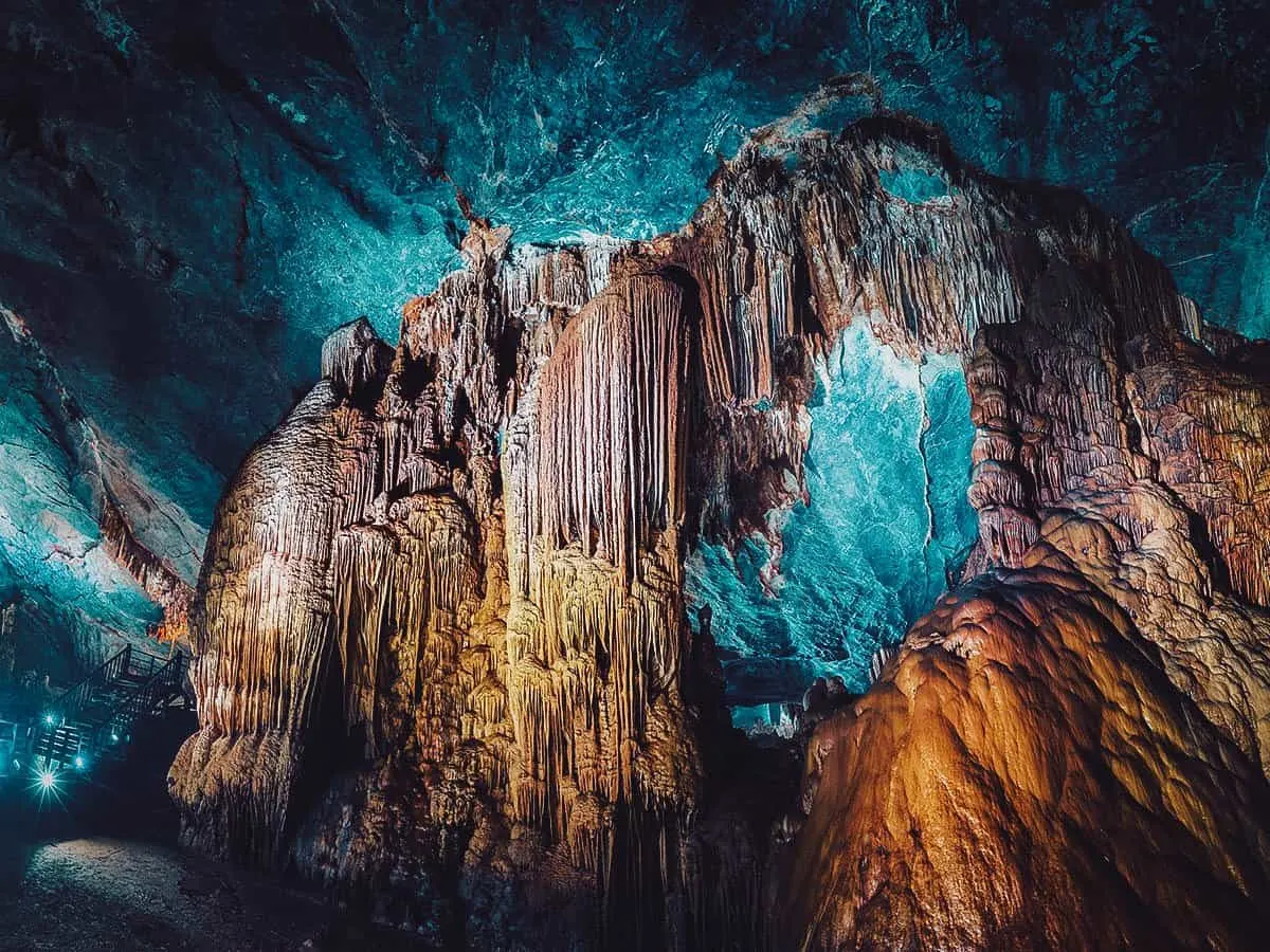 Phong Nha Cave in Hue, Vietnam Inside Phong Nha Cave