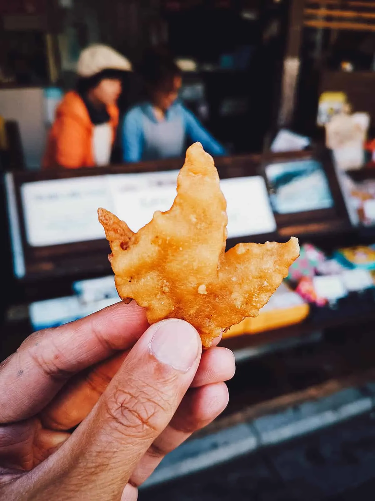 Maple leaf tempura from Hisakunikosendo in Osaka