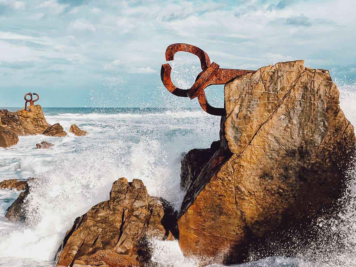 Comb of the Wind sculptures