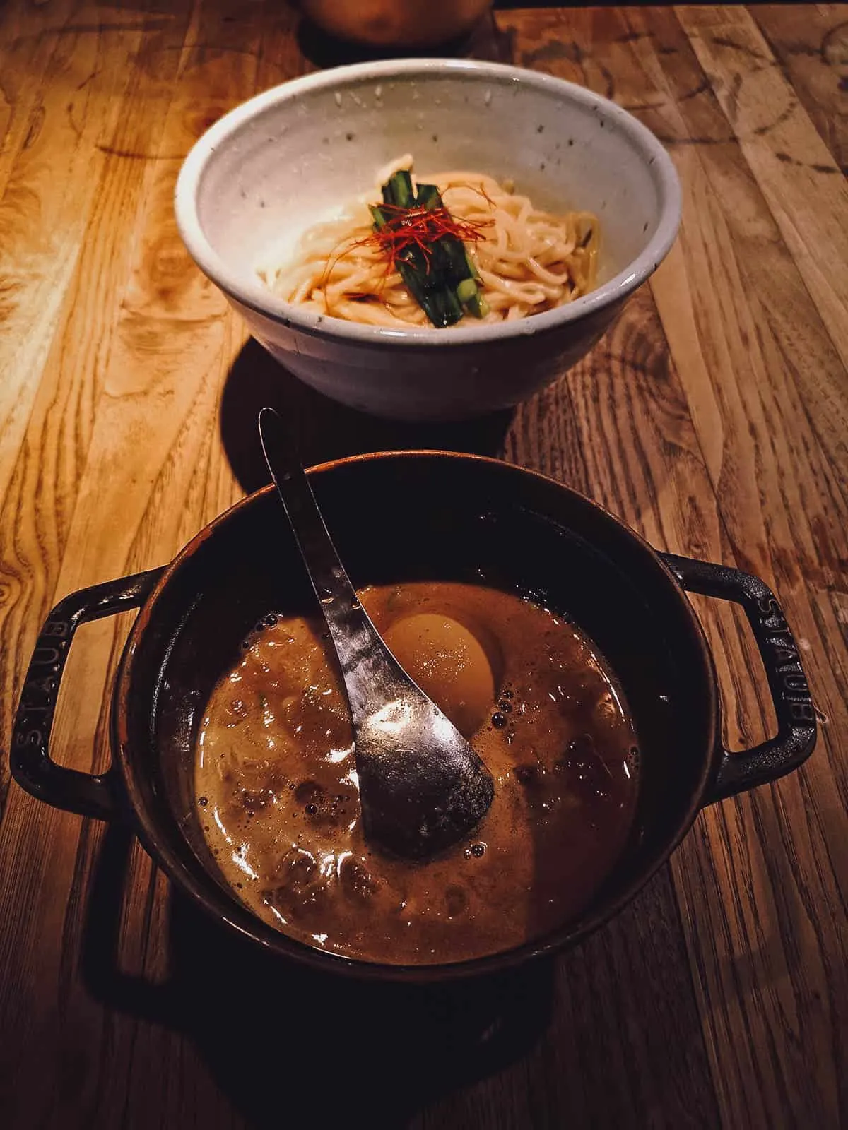 Bowl of motsu tsukemen at Wajouryoumen Sugari