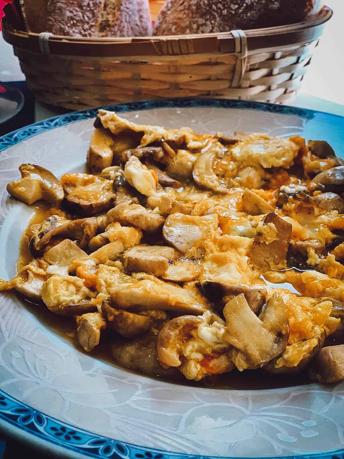 The 14 Best Madrid Restaurants And Bars Will Fly For Food