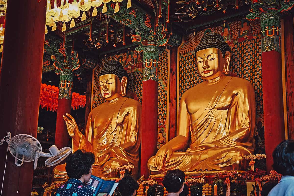 Buddha statues at Jogyesa Temple
