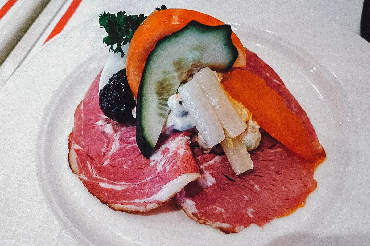 What to Eat in Iceland Hangikjot