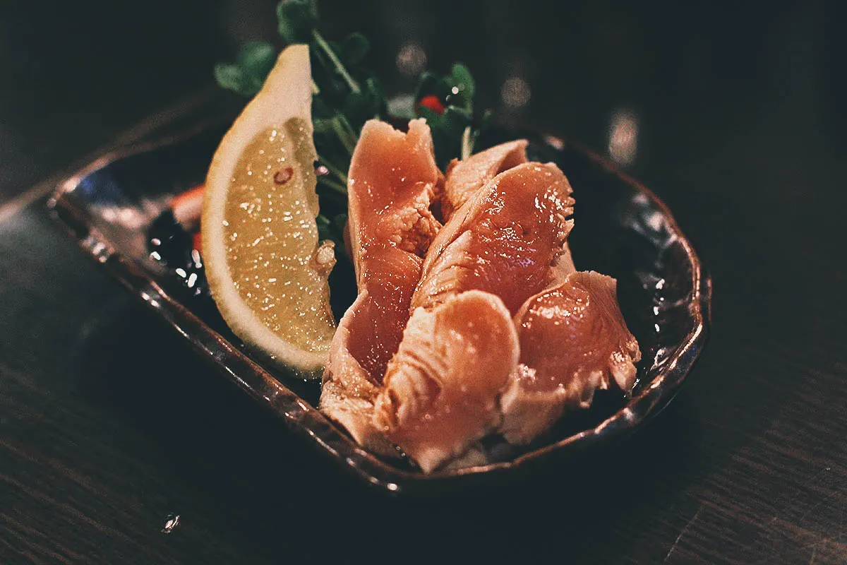 Japanese Food Guide Raw chicken sashimi at a Japanese izakaya or pub