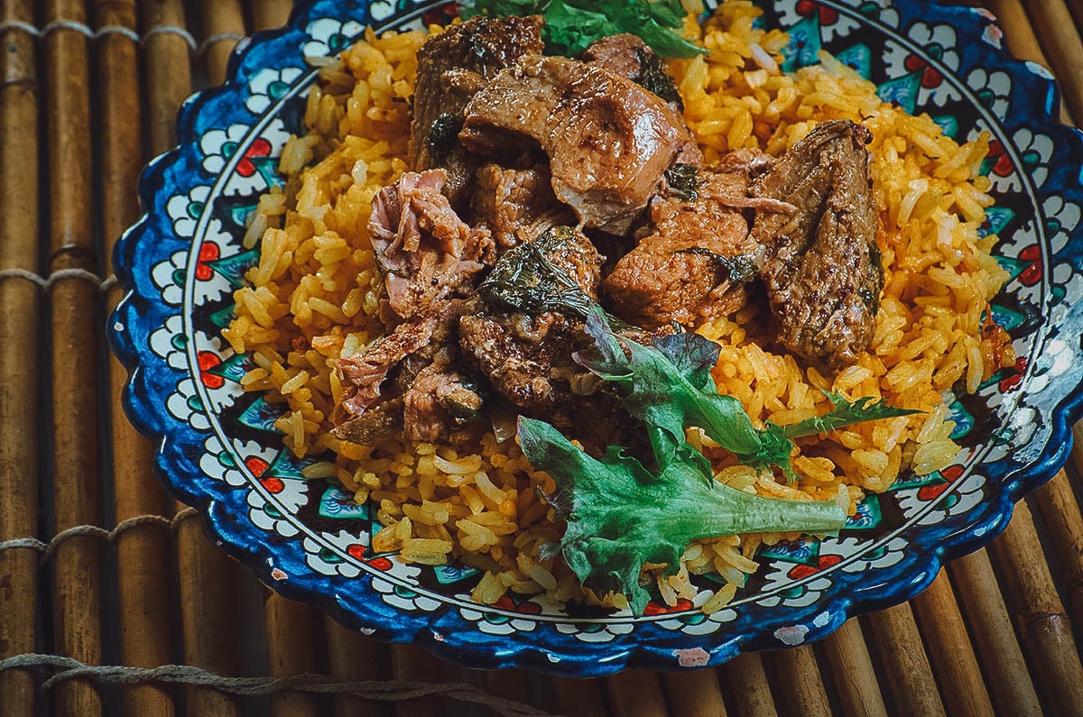 Chivo guisado liniero, Dominican goat meat stew