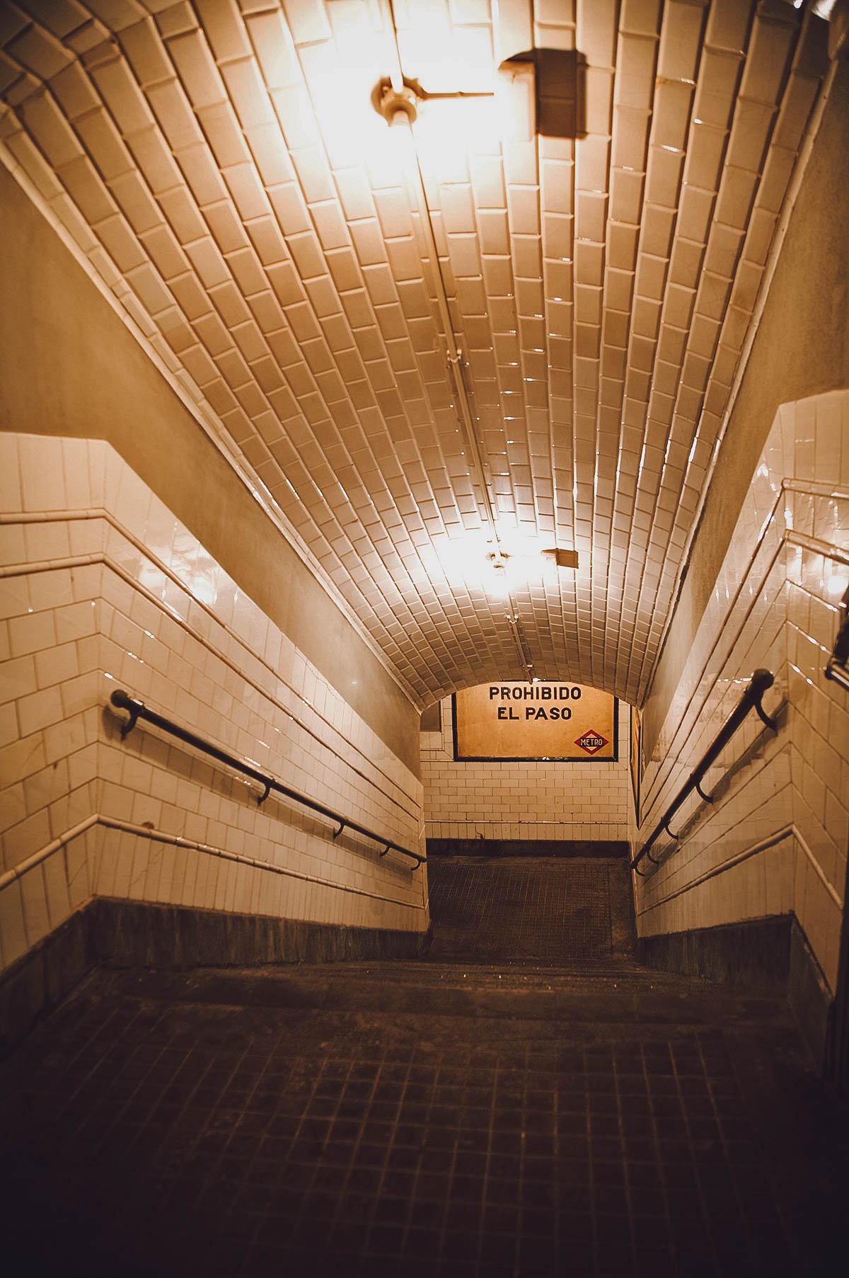 Madrid Travel Guide in Photos: Inside Chamberí Ghost Station