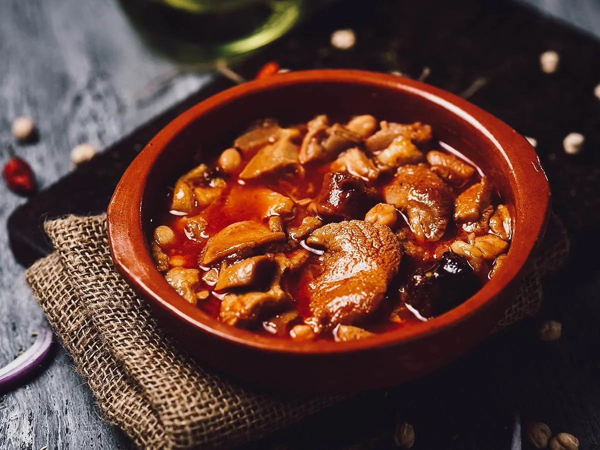 Madrid Travel Guide in Photos: Callos a la madrileña